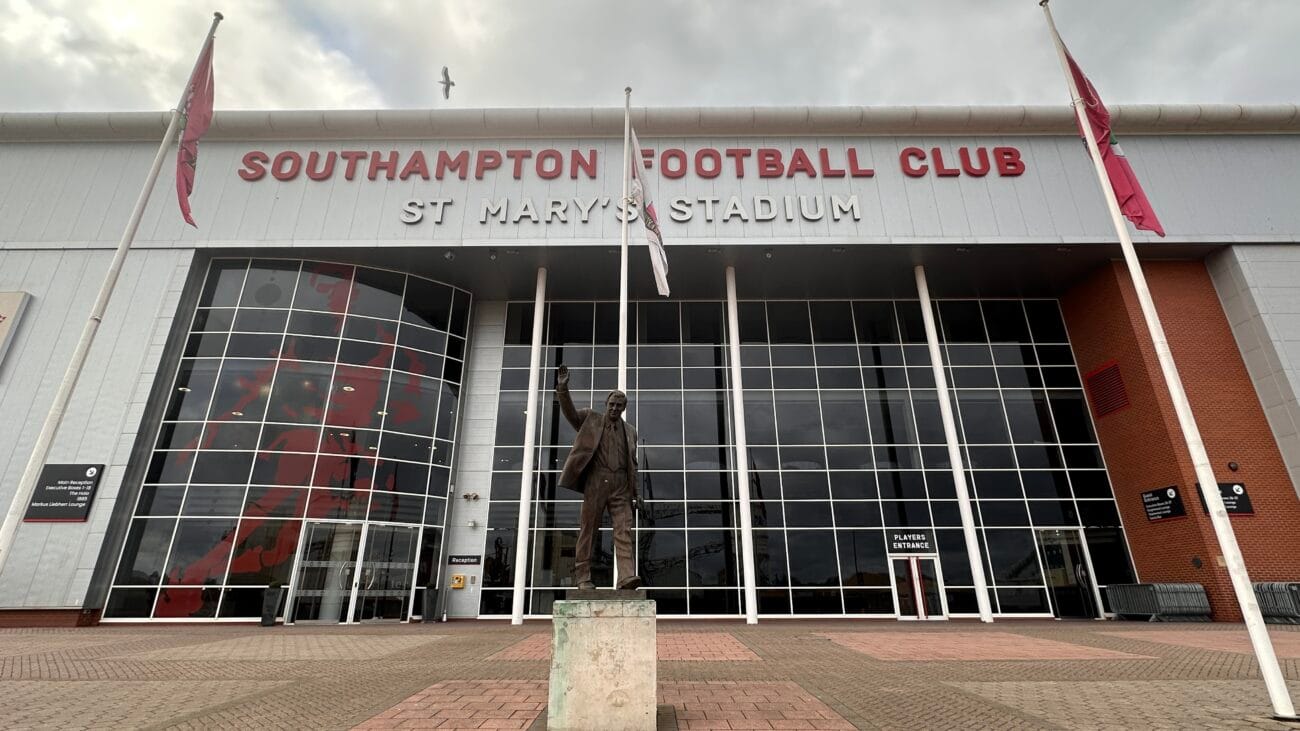 Bronze statue of Ted Bates at St Mary’s Stadium
