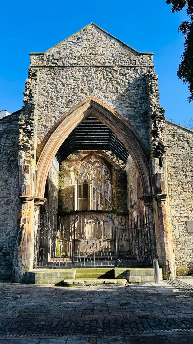 Holyrood Church ruins on a quiet morning