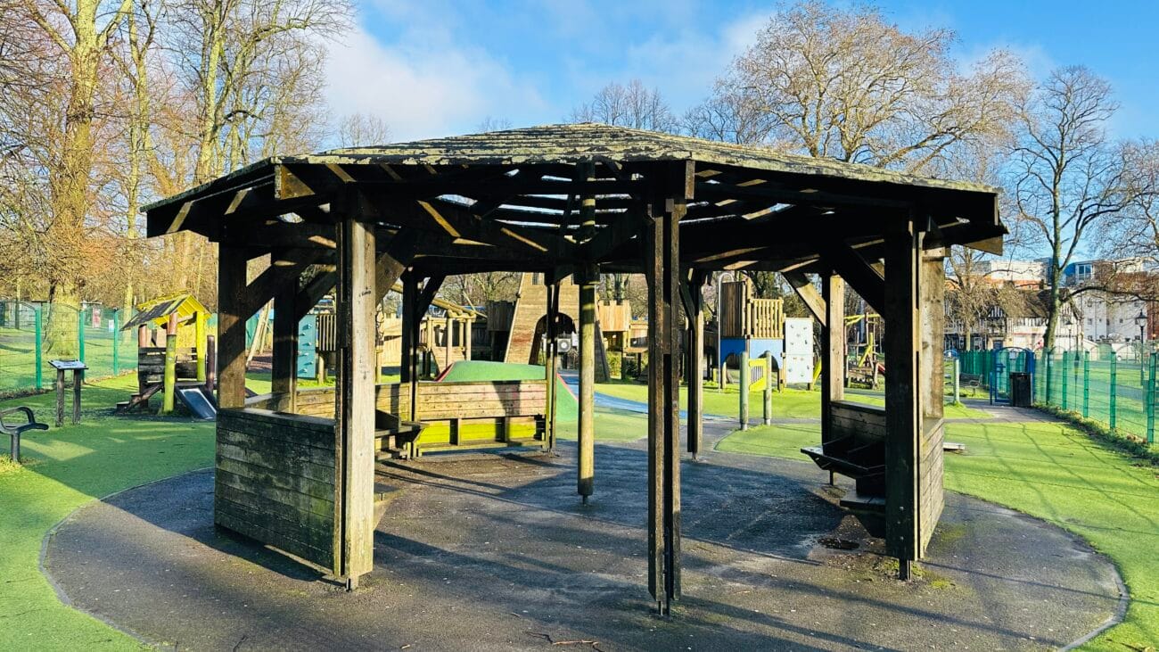 Houndwell Park playground Waiting Area