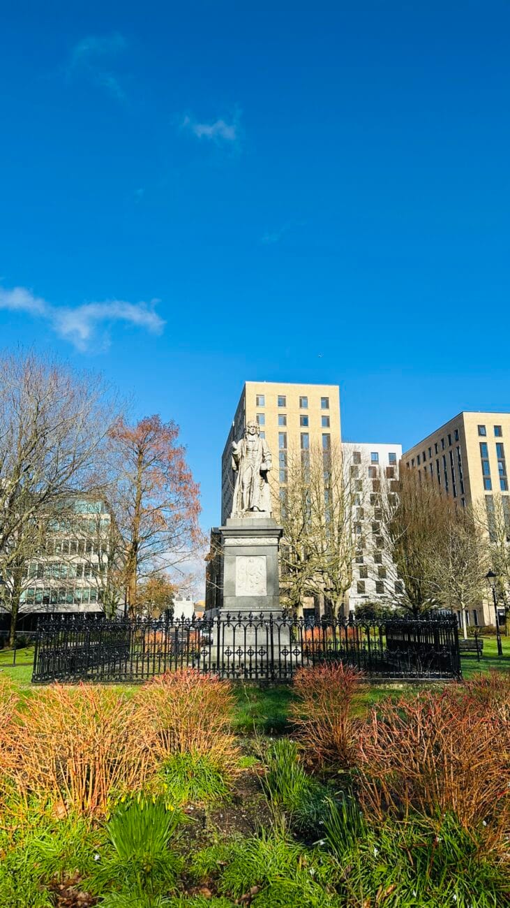 Isaac Watts Monument in Watts Park