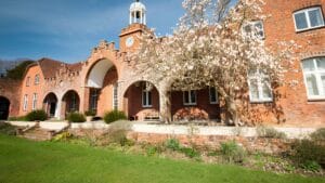 Rownhams House Picnic with Live Music