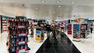Southampton Airport Shops Guide for Travellers