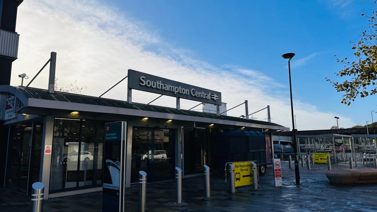 Southampton Central Station - Experience Southampton
