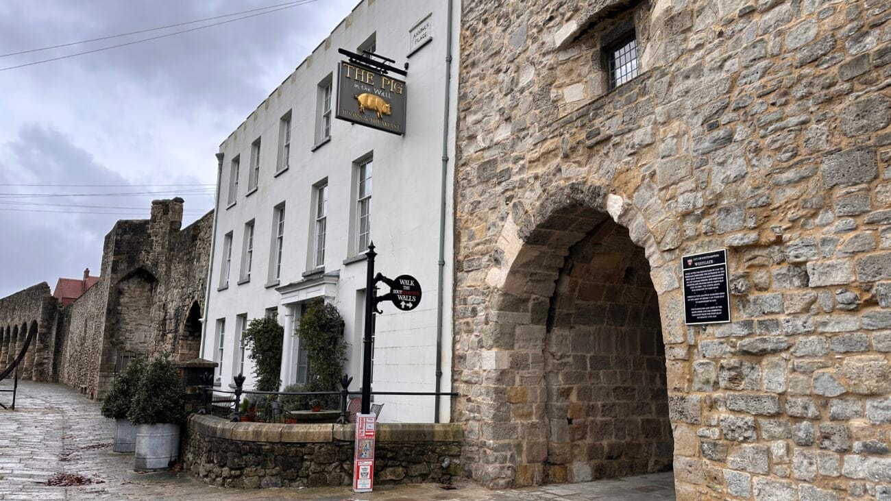 THE PIG-in the wall along the Southampton Town Walls