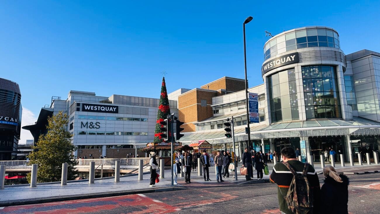 Westquay entrance plaza and pedestrians, Southampton