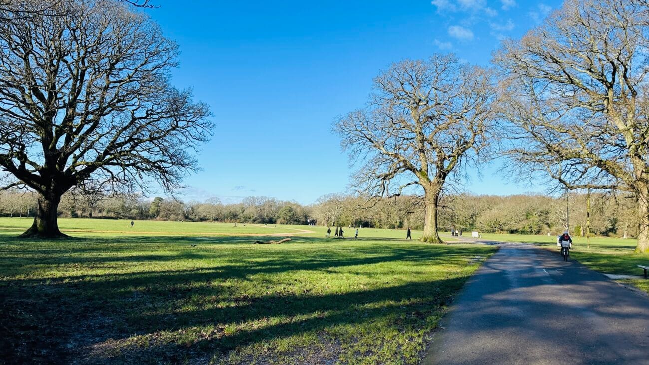 Wide lawns and pathways on Southampton Common