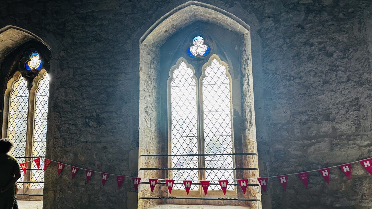 Window inside the Bargate